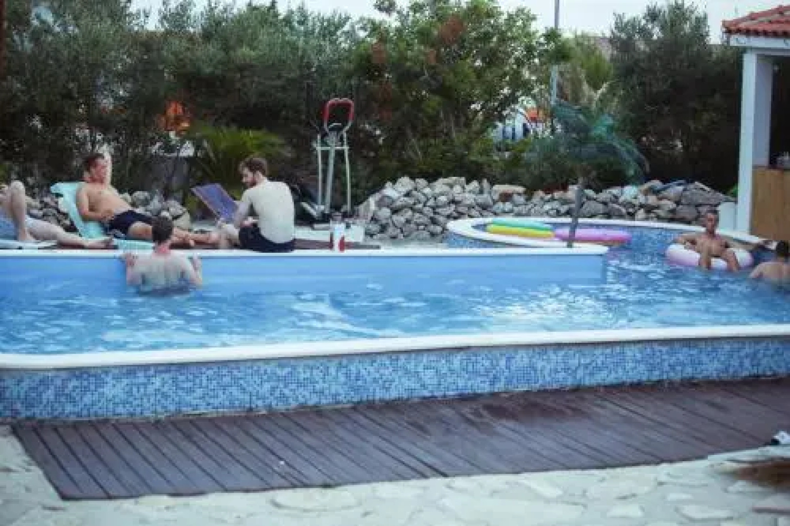 Guesthouse Crazy Night