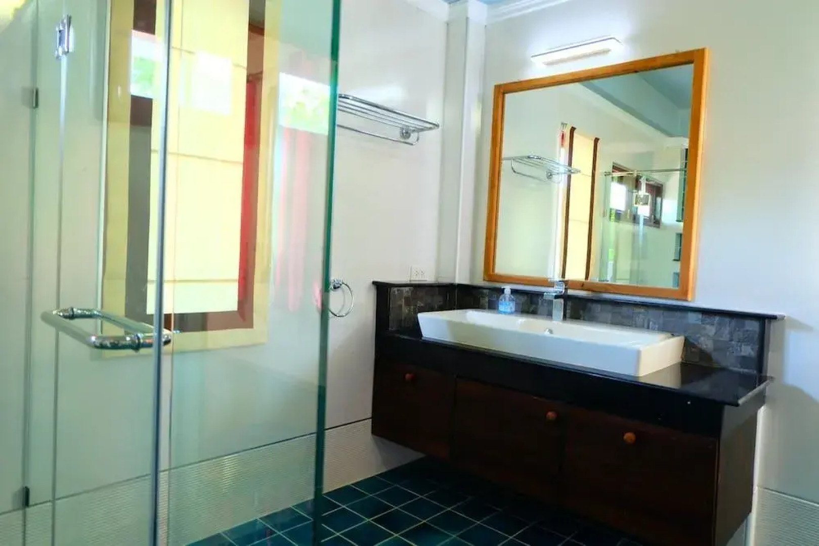 Tree Home Plus Home Stay