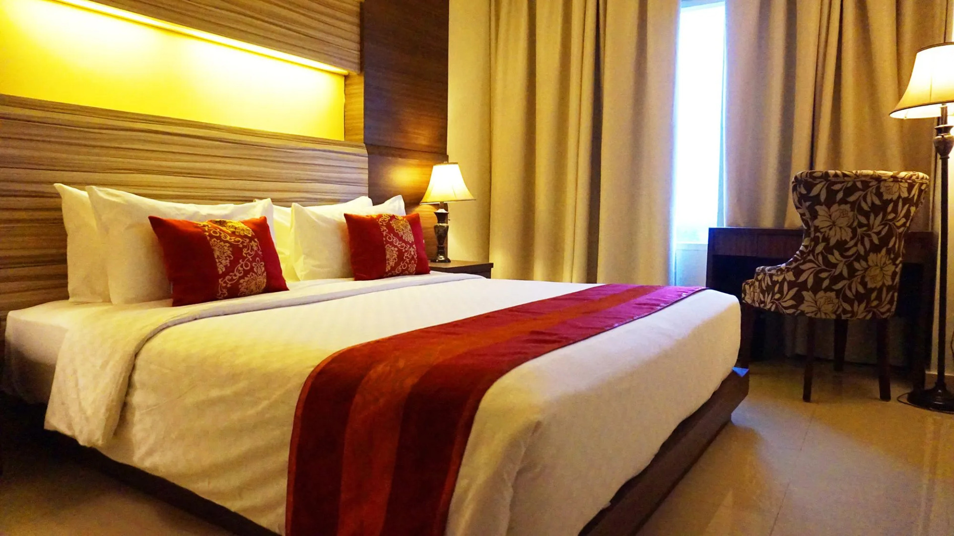 Sapphire Sky Hotel BSD City