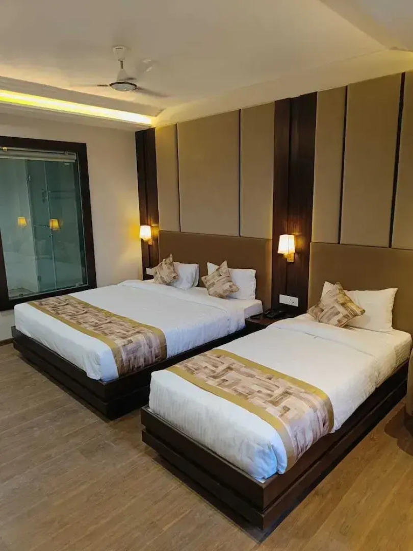 Hotel Raghukul Grand