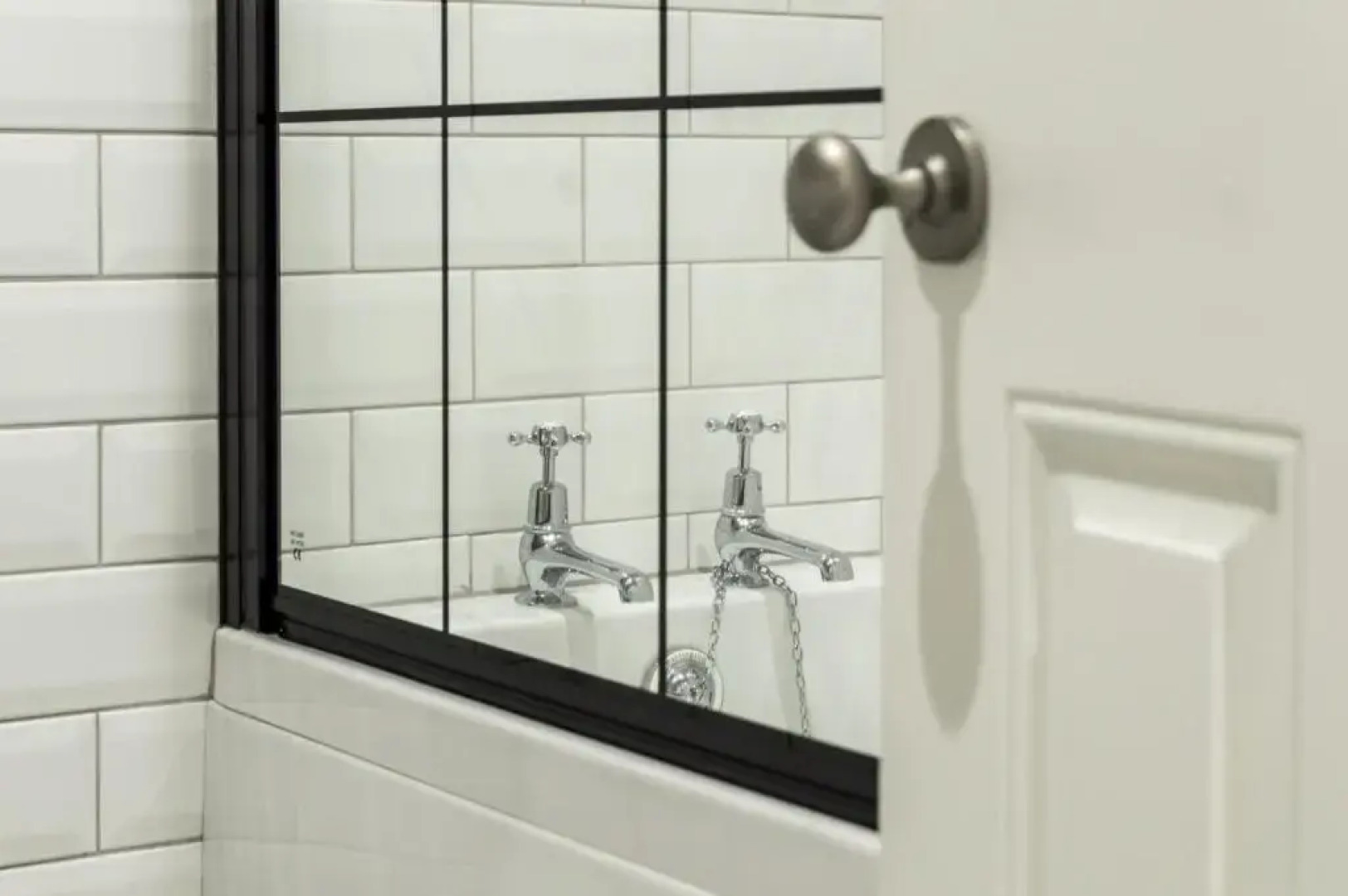 Pieces of Eight - 2 Bedroom Apartment - Tenby - (Windsor House)