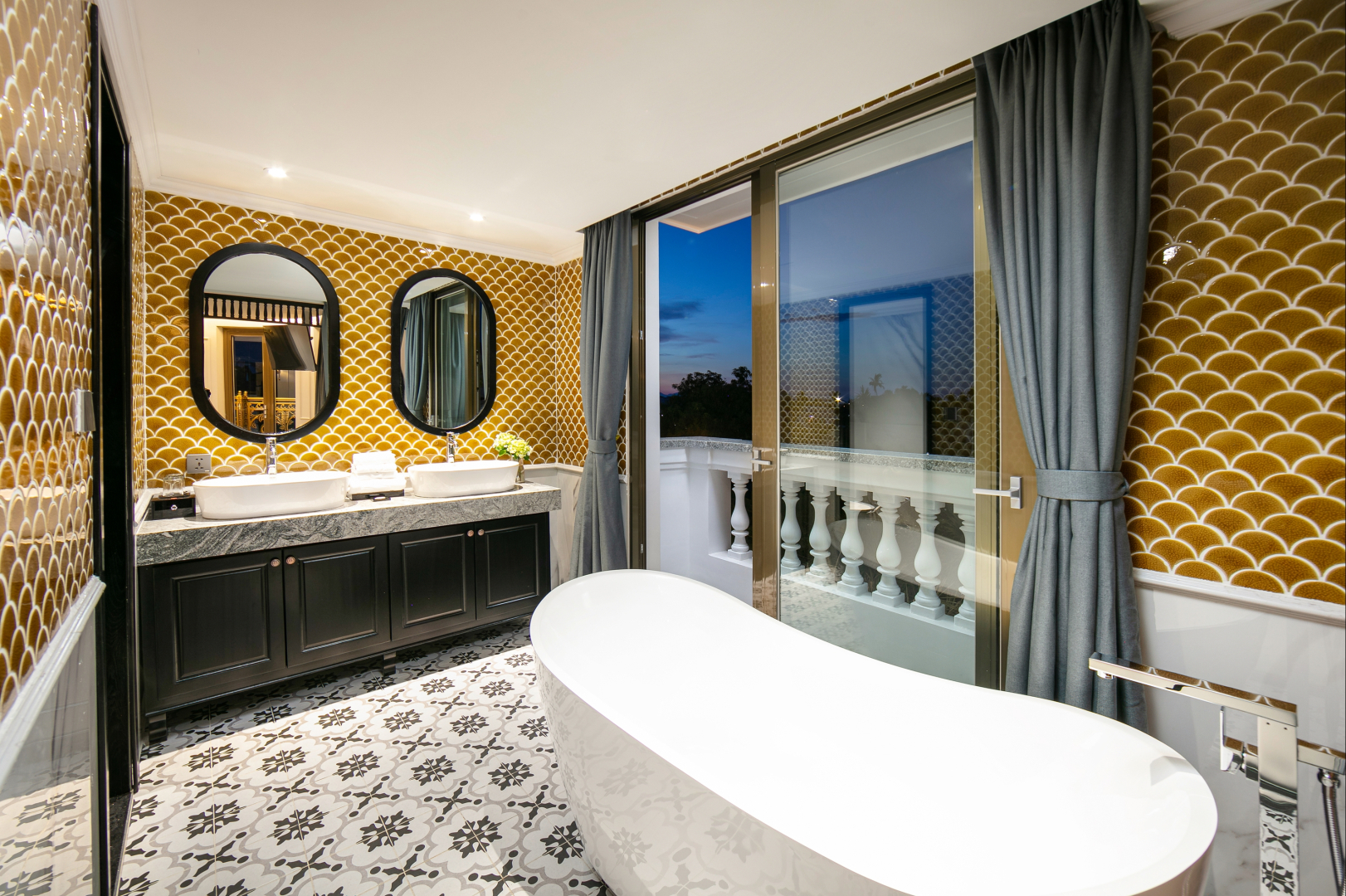 Grand Sunrise Palace Hoi An