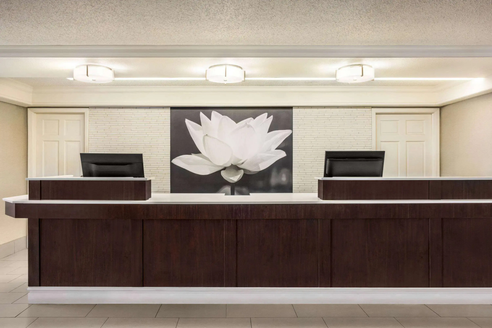 La Quinta Inn by Wyndham San Antonio I-35 N at Toepperwein