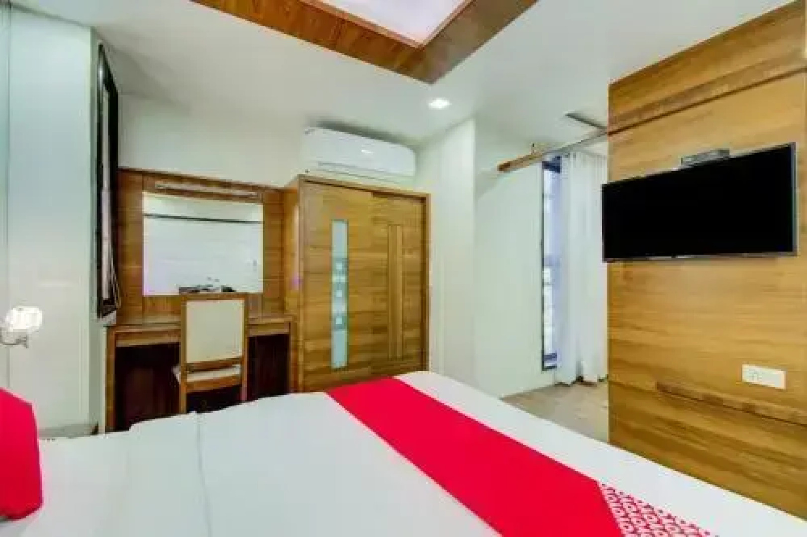 Hotel Devamrit by OYO Rooms