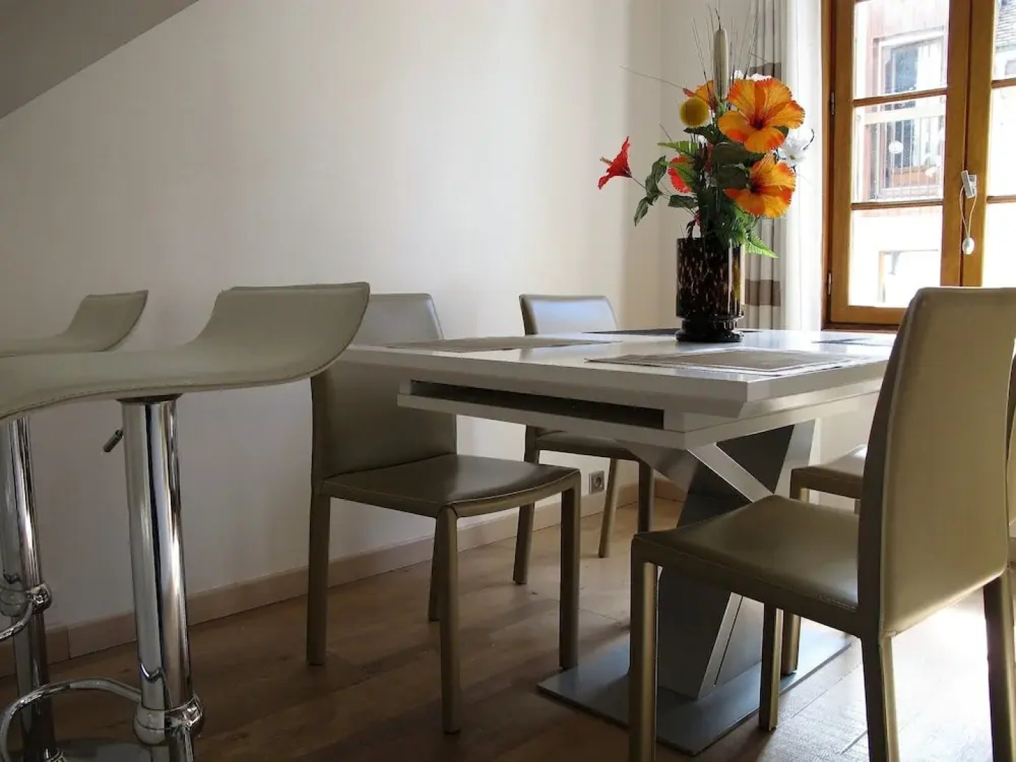 La Maison "Lofts and Lakes"