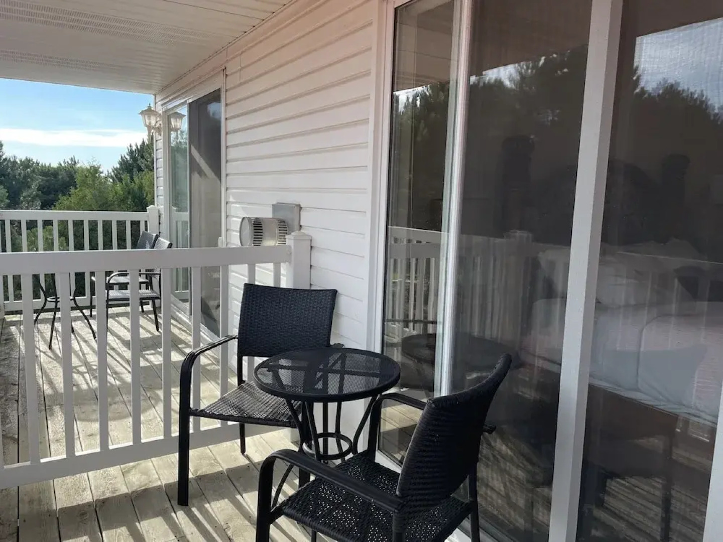 Hessenland Inn & Schatz Winery