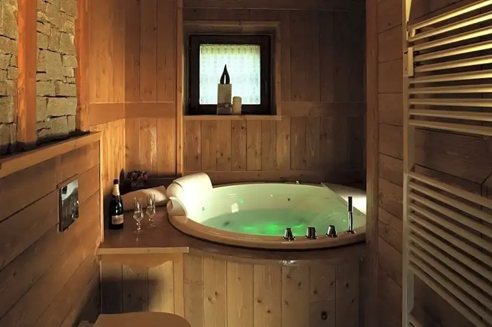 Aparthotel Foyer d'antan SUITE con caminetto hammam o vasca idromassaggio