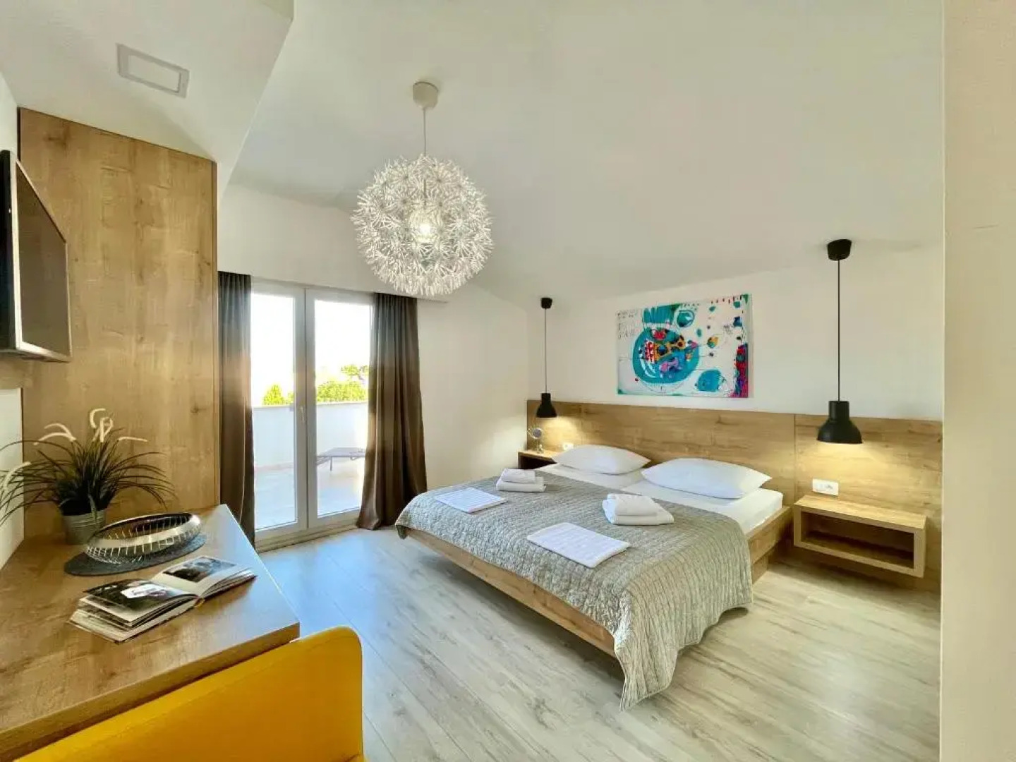 Apartments and Rooms Mateša