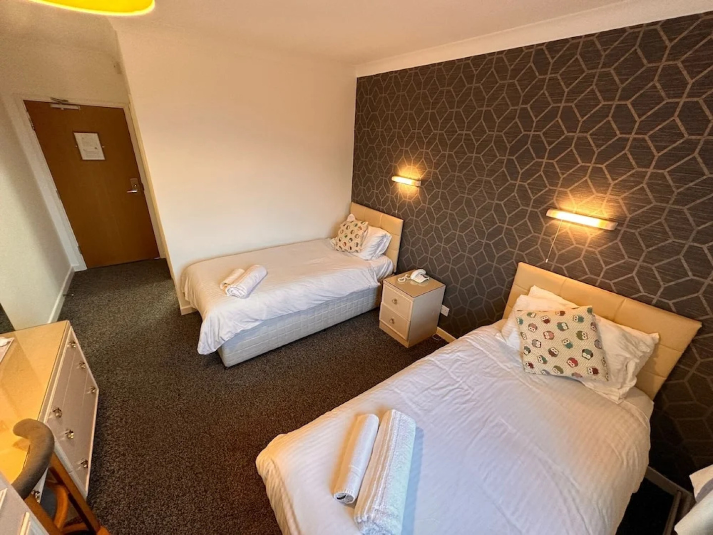 Pine Lodge Hotel & Restaurant Mansfield