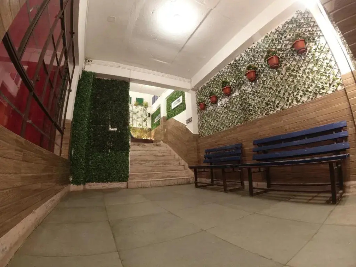 Hotel Flora Fountain