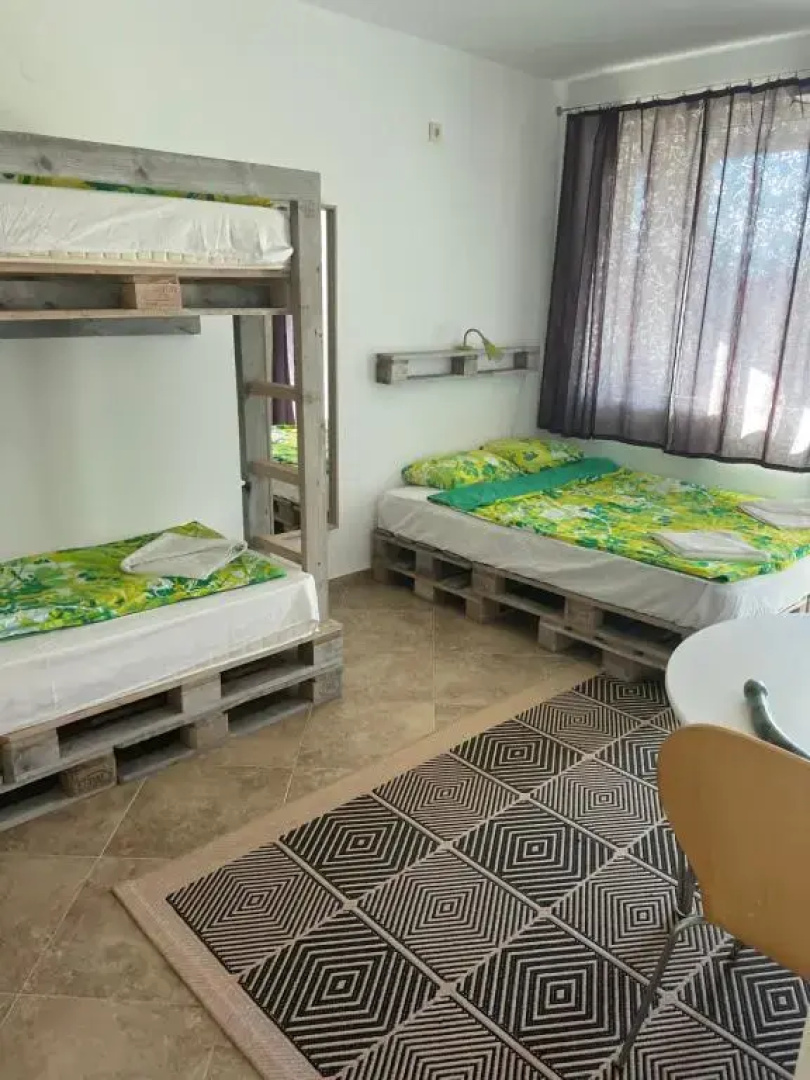 Caprice Apartment in Kiten