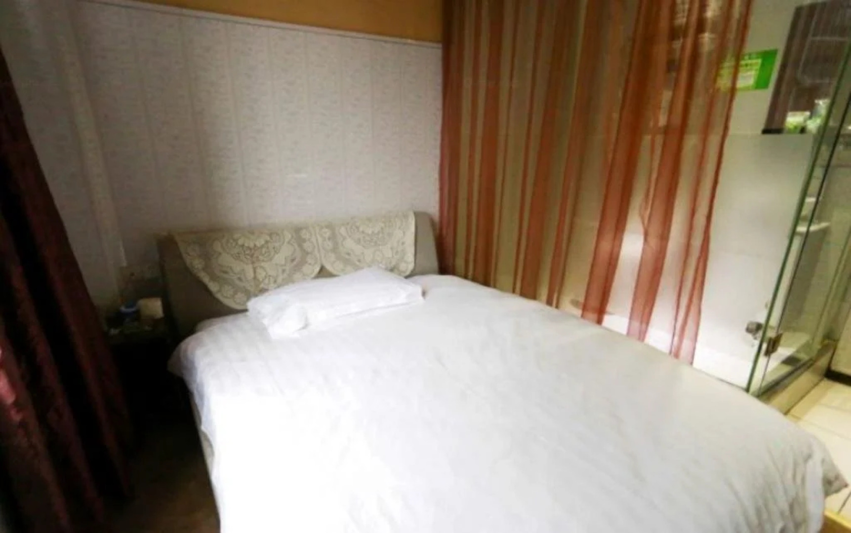 Mianyang Santai Nanhe Business Inn