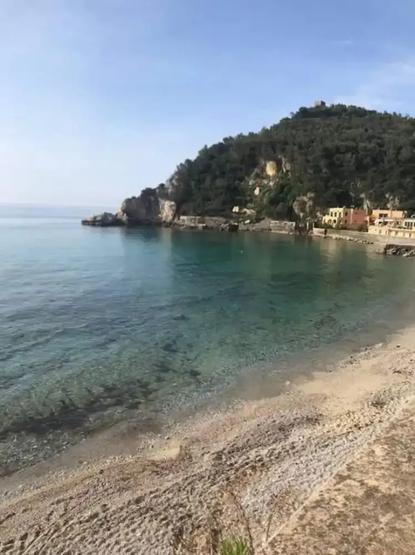 Villa With 4 Bedrooms in Noli, With Wonderful sea View, Enclosed Garden and Wifi - 400 m From the Beach