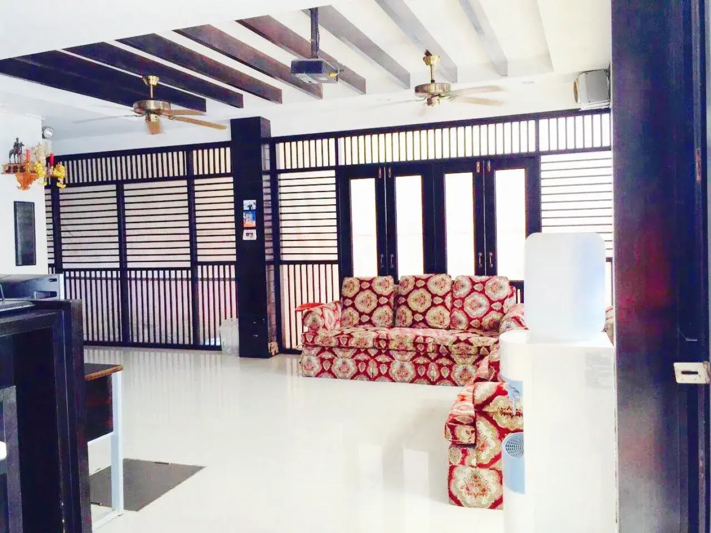 The Bird Cage Patong Guesthouse