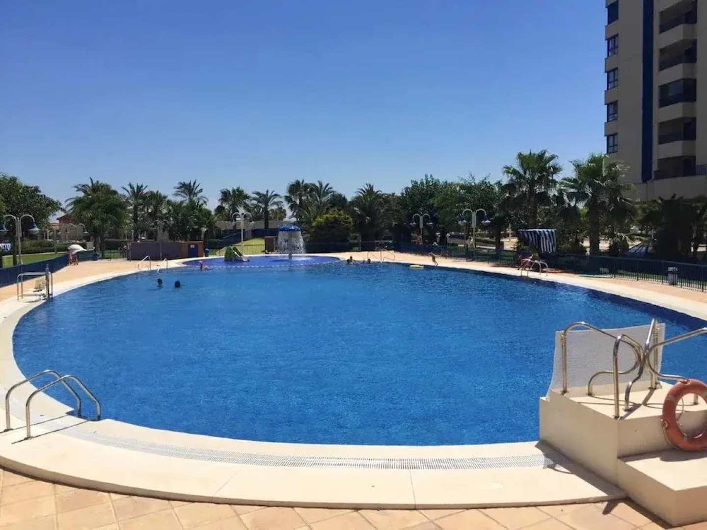 Apartment With one Bedroom in Alboraia, With Wonderful sea View, Shared Pool, Furnished Terrace - Near the Beach