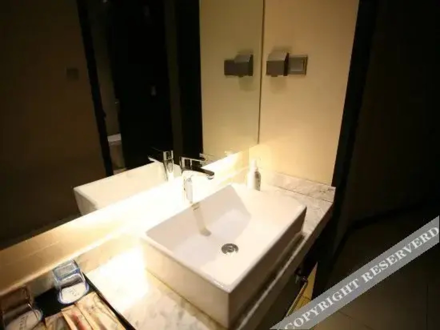 Xin Shanghaitan Hotel