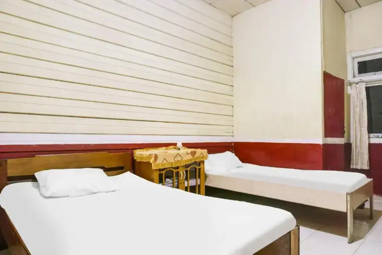 SPOT ON 91833 Hotel Anggrek Daqu Syariah Kapuas