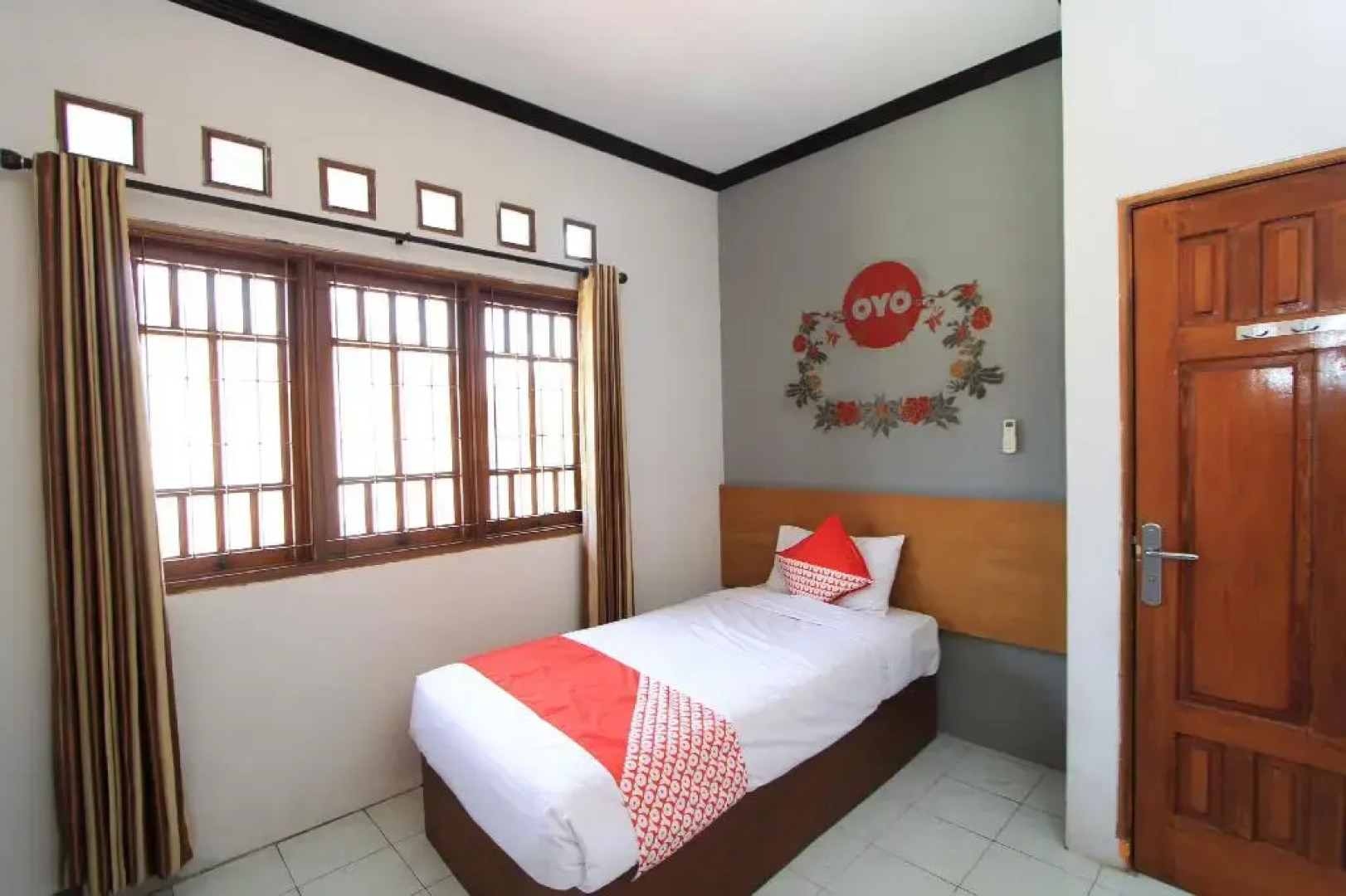 Santo Guest House
