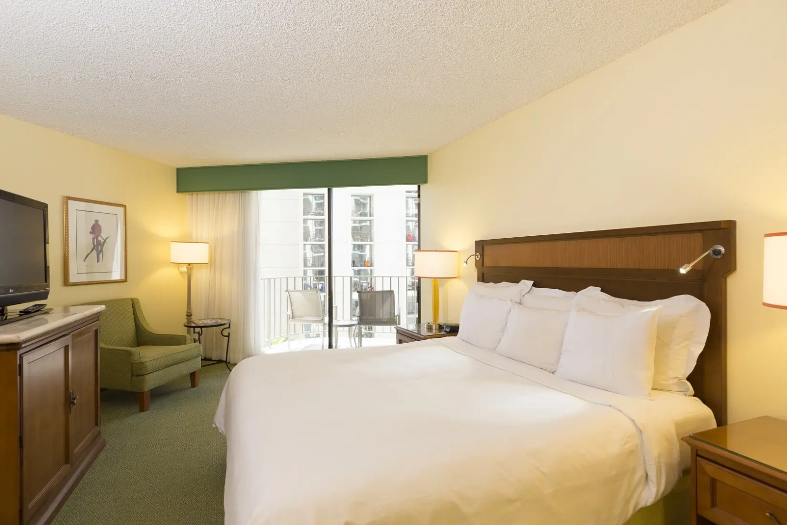 Waikiki Beach Marriott Resort & Spa