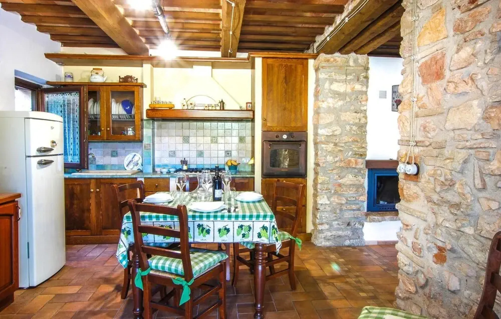 Beautiful Home in Caldarola With Wifi and 3 Bedrooms