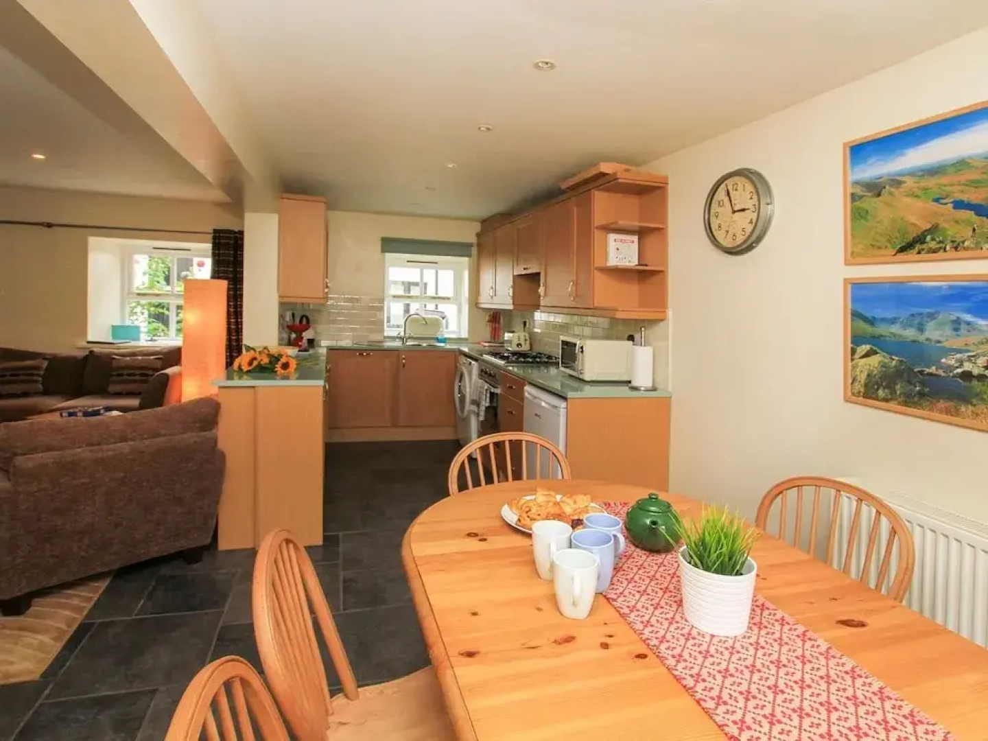 2 Gwydir Cottages