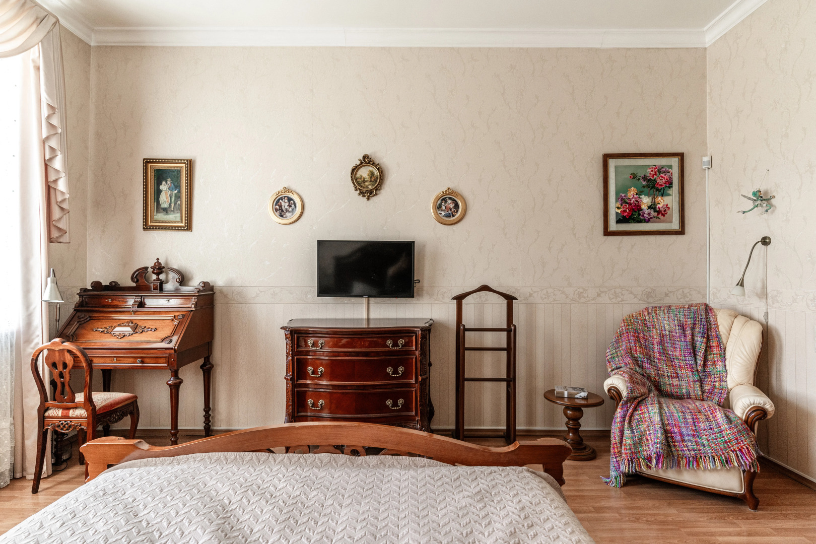 Квартира Малоохтинский 84б