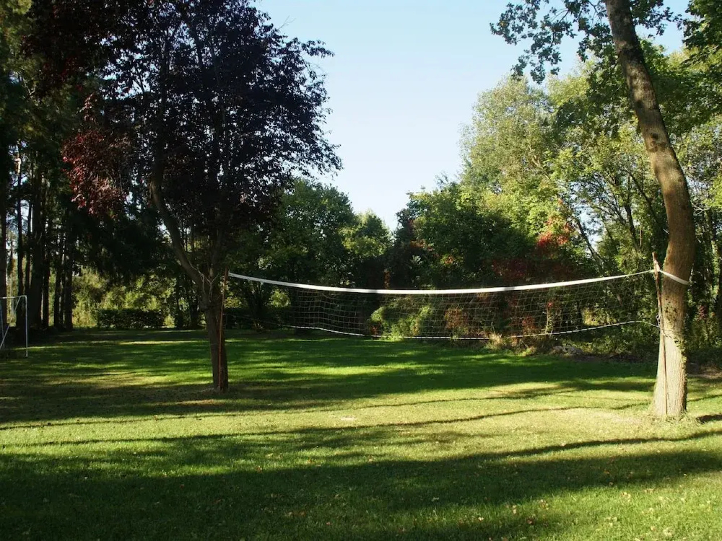 Cozy Holiday Home with Garden in Cernoy-en-Berry France