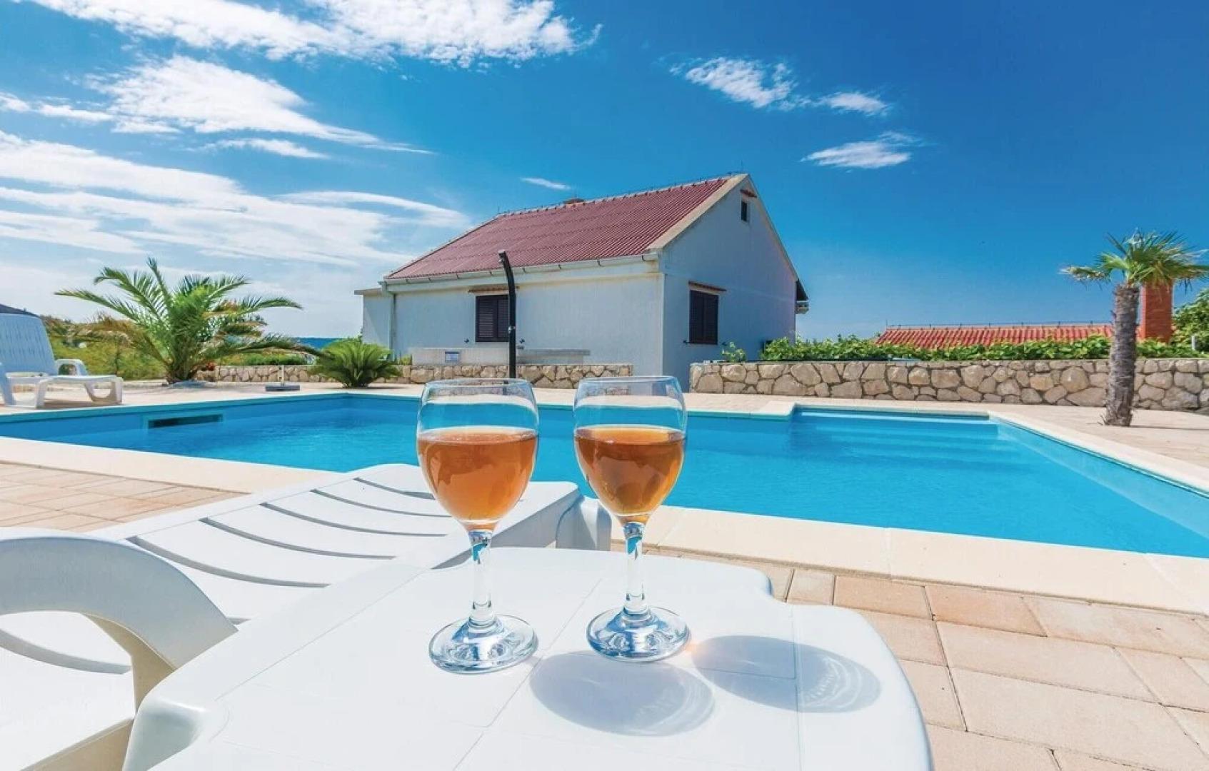 Amazing Home in Rtina With Wifi and 4 Bedrooms