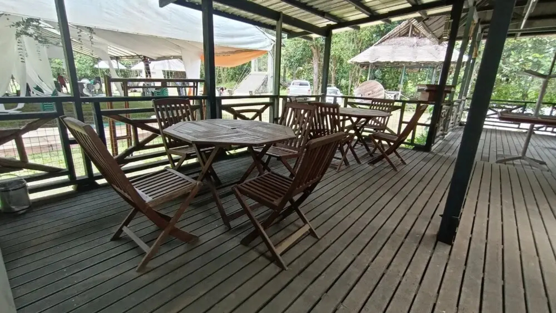 Flinstone Lodge by Oyo Rooms