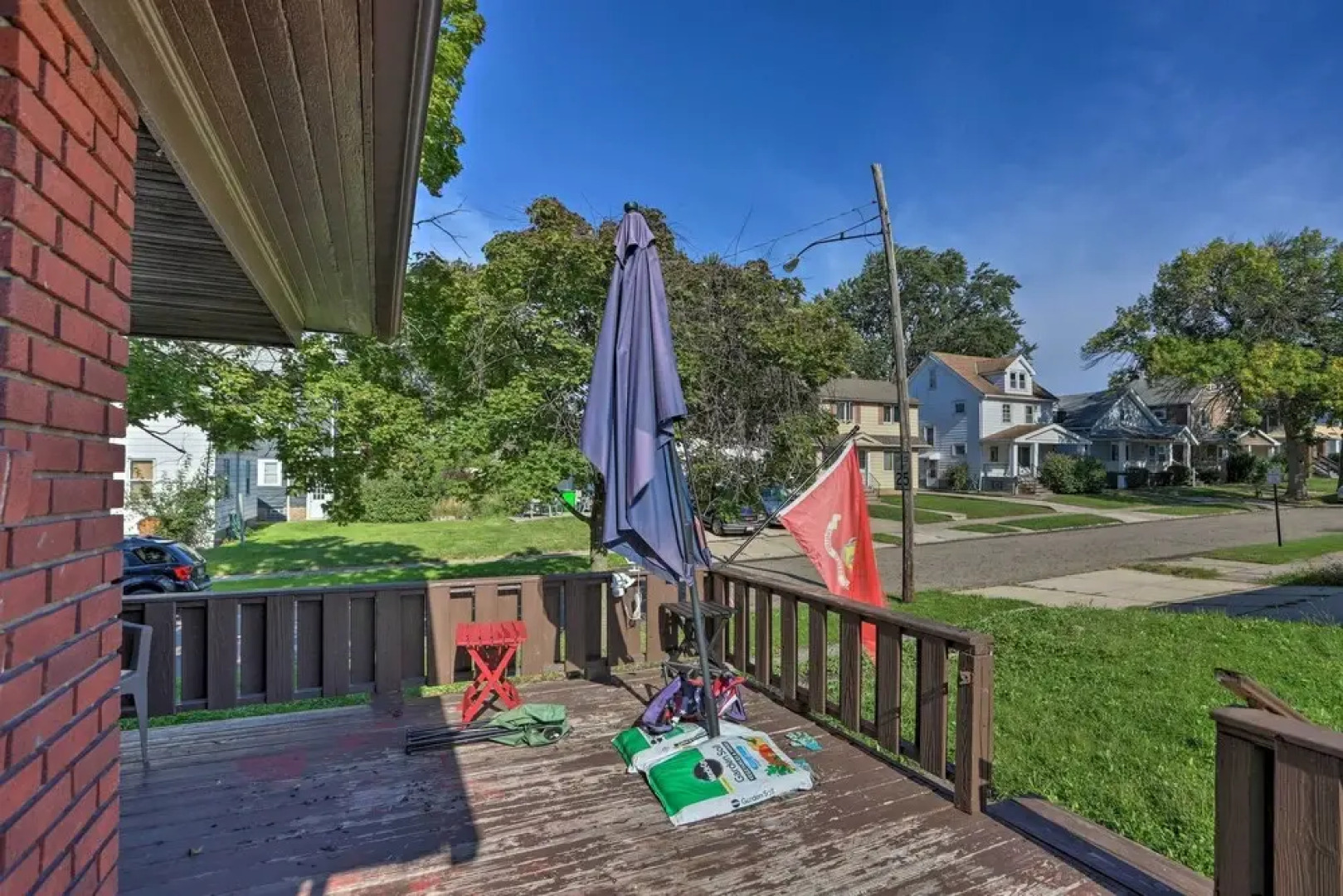 Cleveland Area Home w/ Deck < 10 Mi to Dtwn!