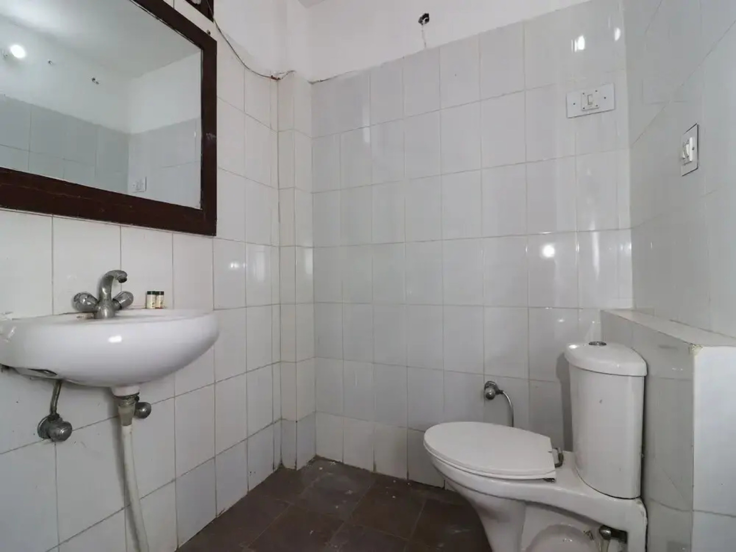 OYO Rooms Valley View Kasauli