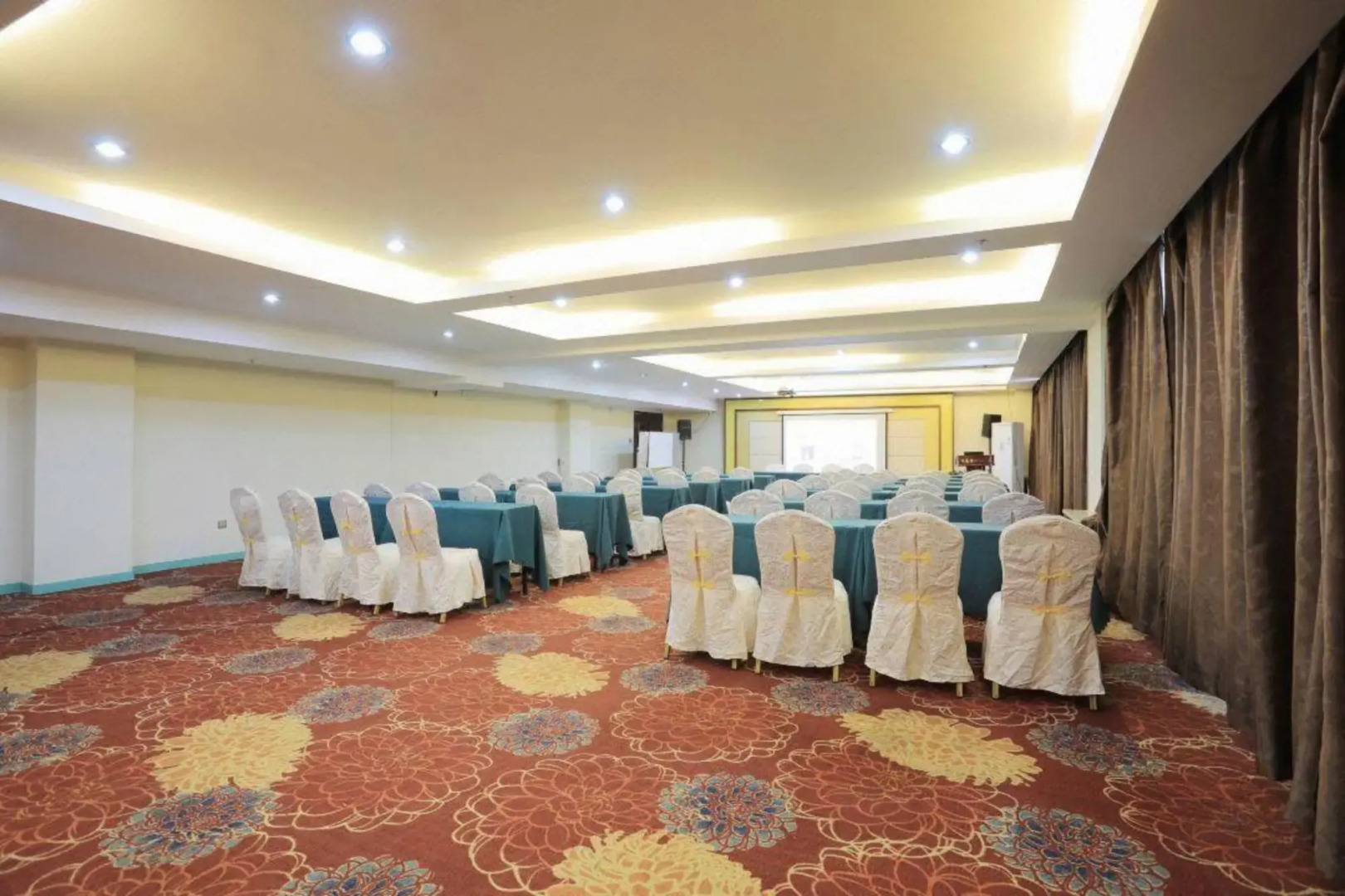 Xunhao International Hotel