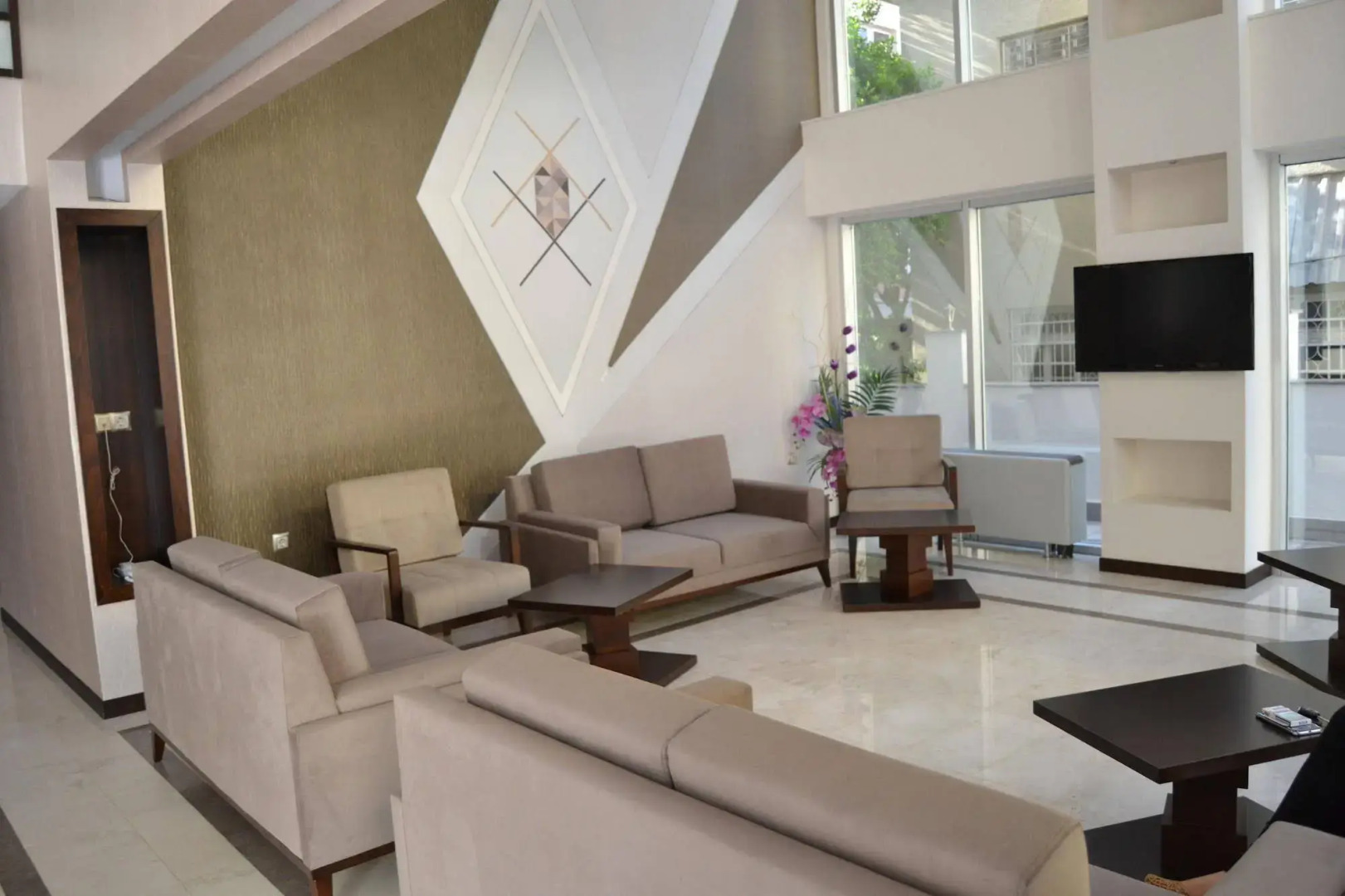 Centrum Business Hotel