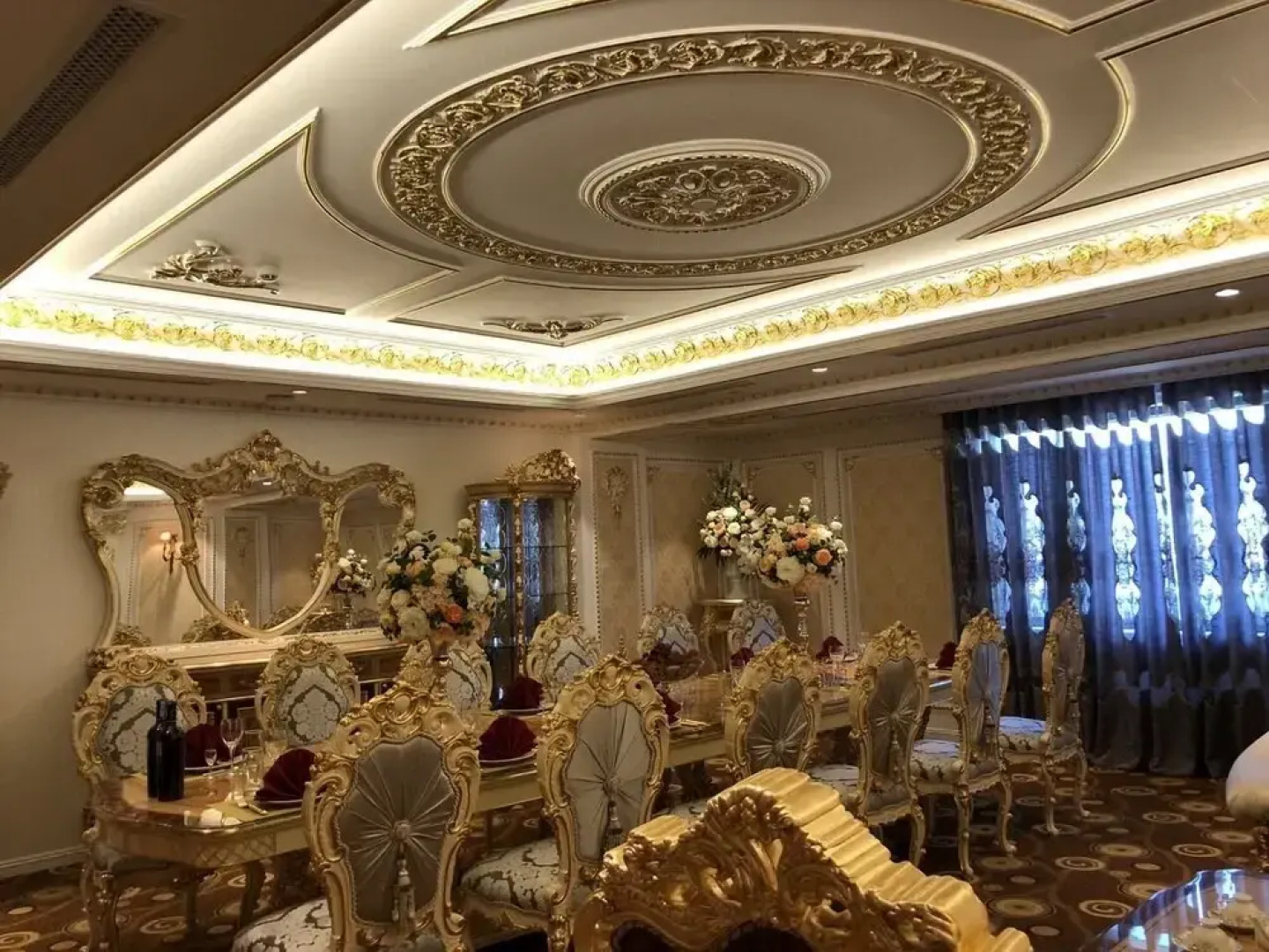 Hoang Nham Luxury Hotel