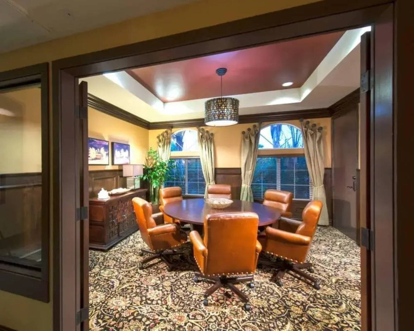 Bluebird Suites in Santa Clara