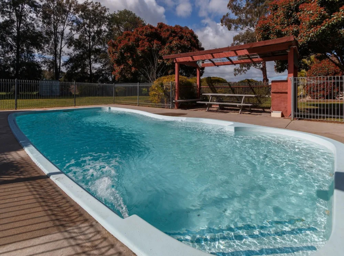 Gardenview Lodge Motel