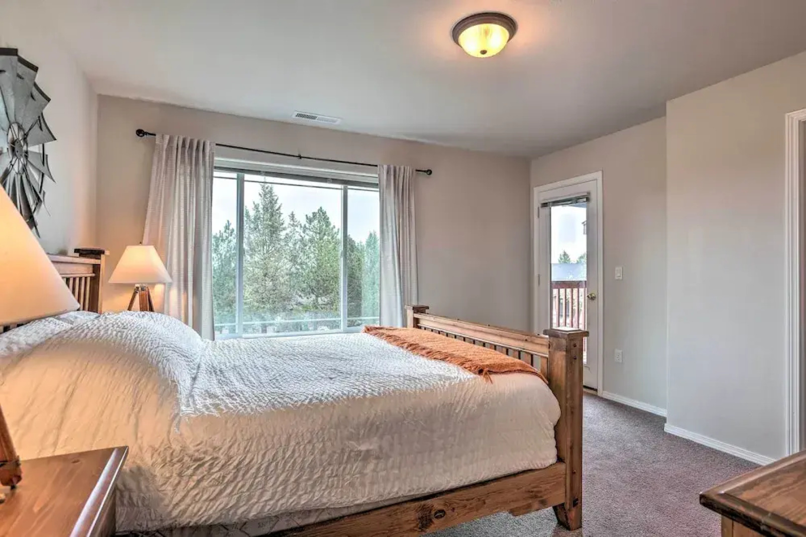 Charming Redmond Townhome w/ Resort Amenities