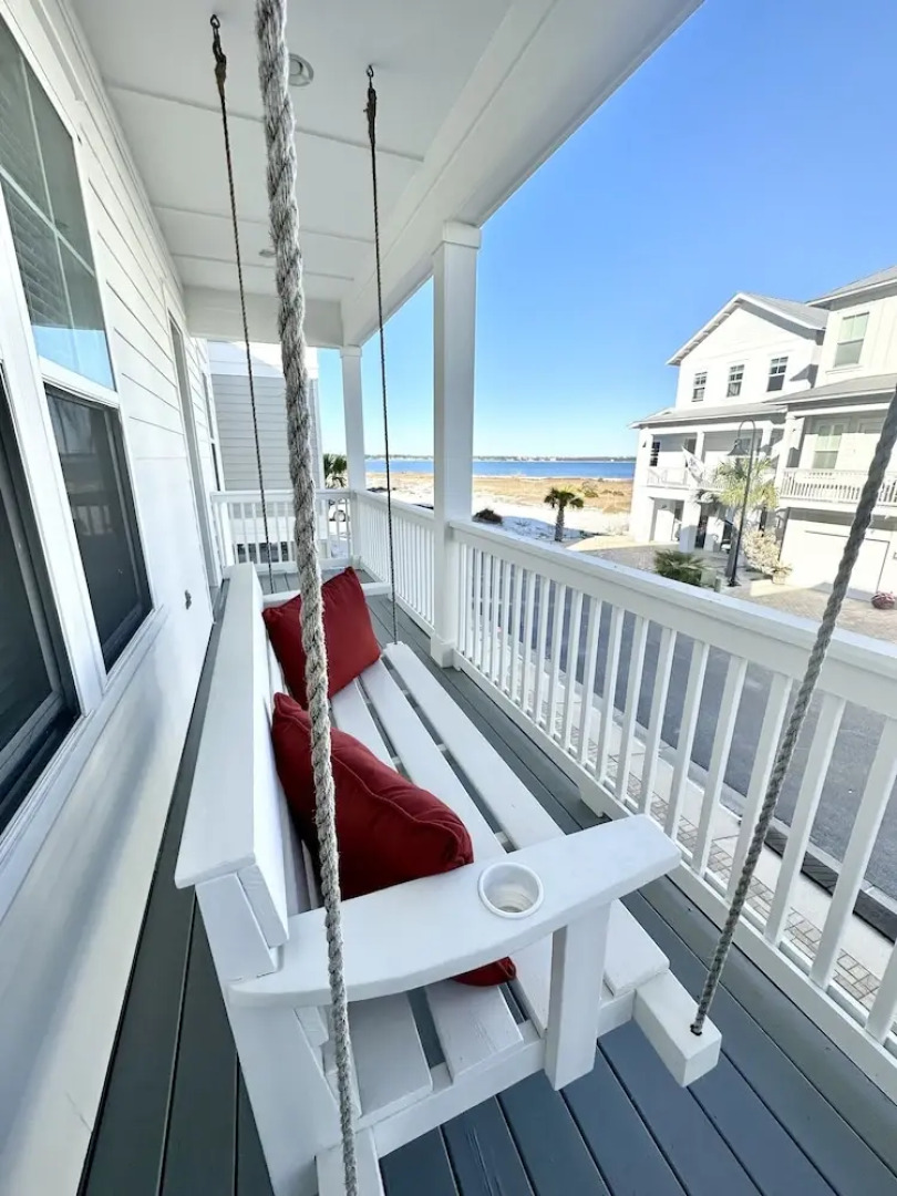 Sugar Beach Retreat 4 Bedroom Home by RedAwning