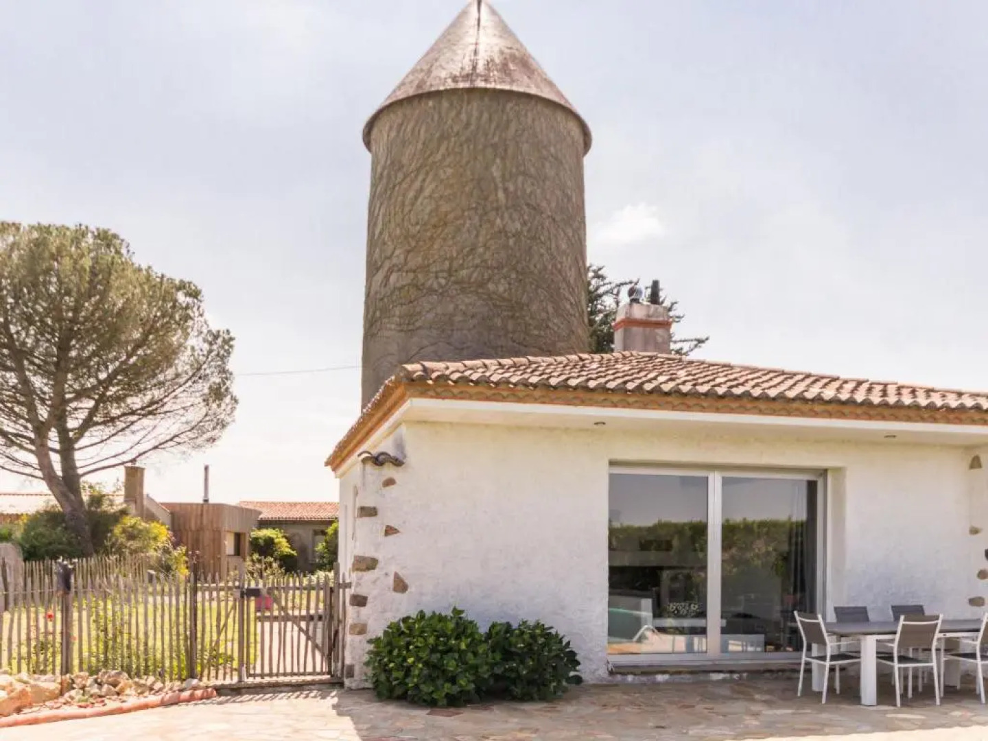 Gîte Monnières, 4 pièces, 5 personnes - FR-1-306-1164