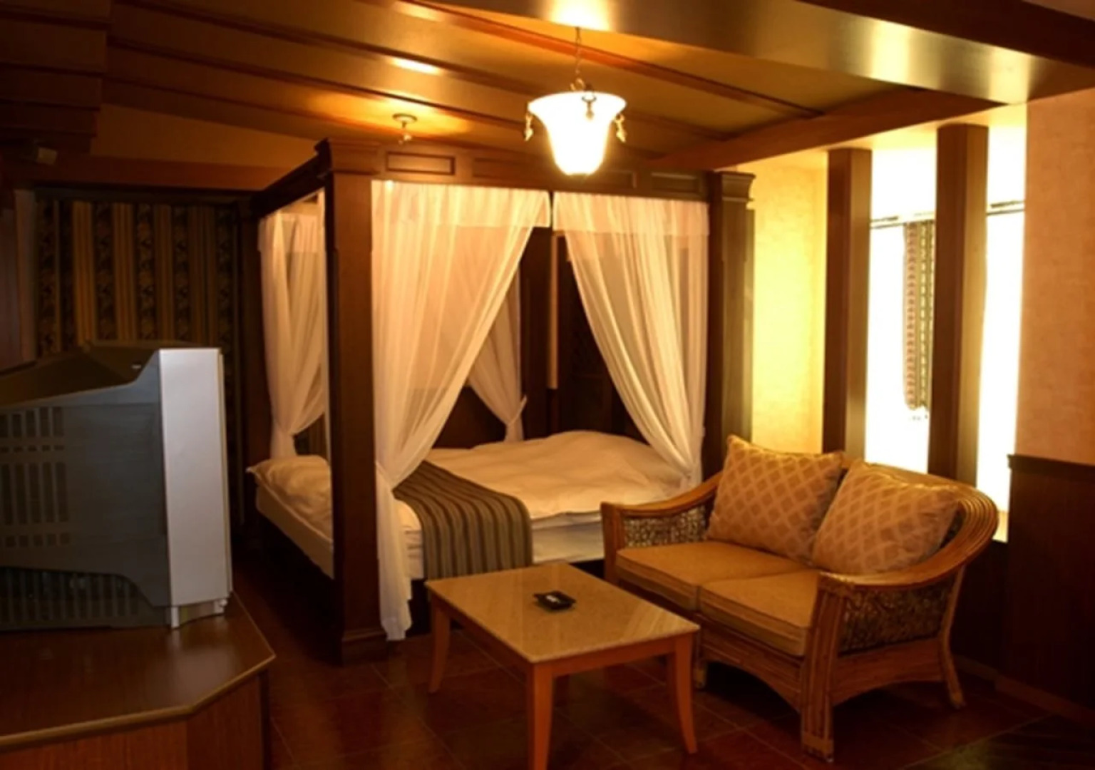 HOTEL cache - Adults Only