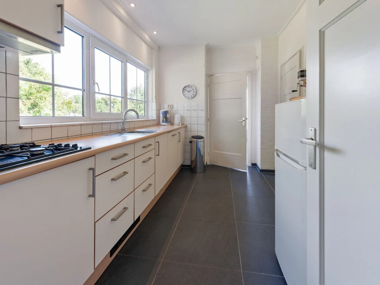 Beautiful Dune Villa With Thatched Roof on Ameland, 800 Meters From the Beach