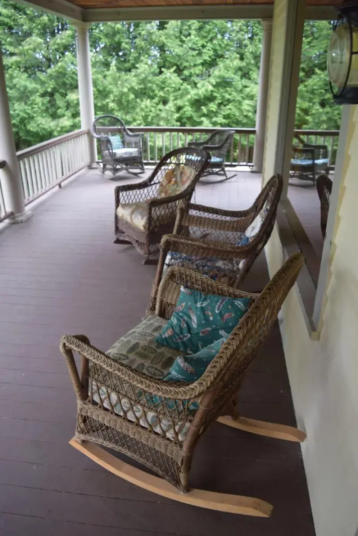 The Long View Lodge