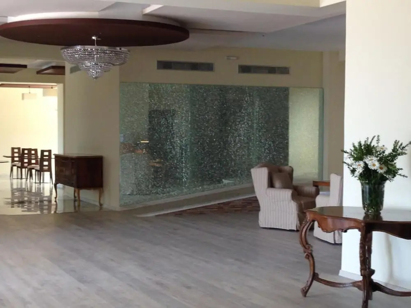 Elegance Luxury Executive Suites