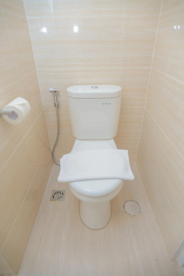 Pollos Hotel & Galerry Rembang