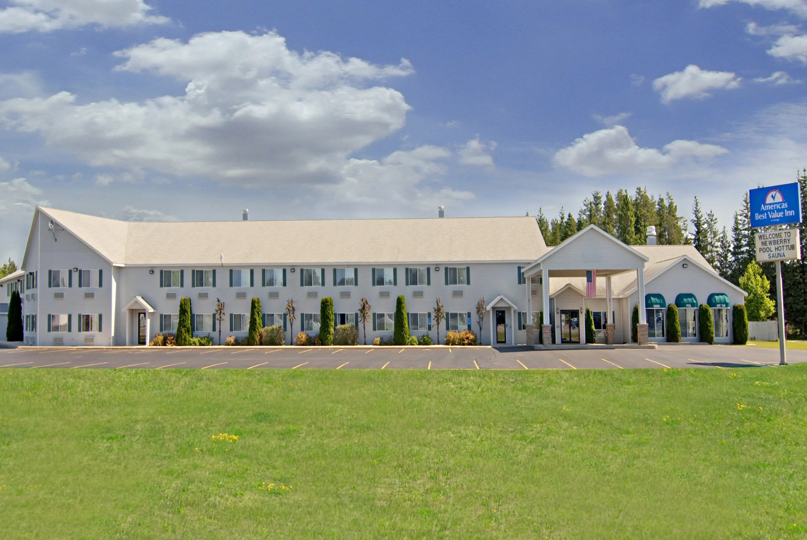Americas Best Value Inn Tahquamenon Country