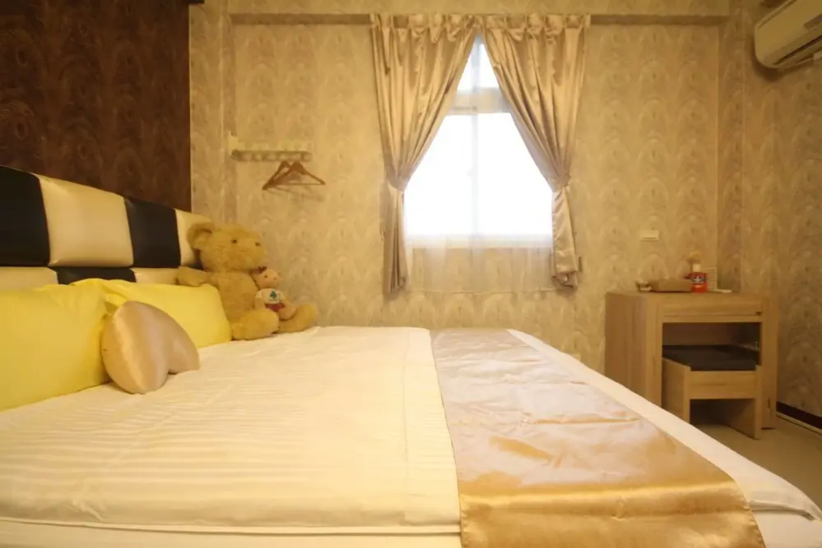 The Golden Gate B&B