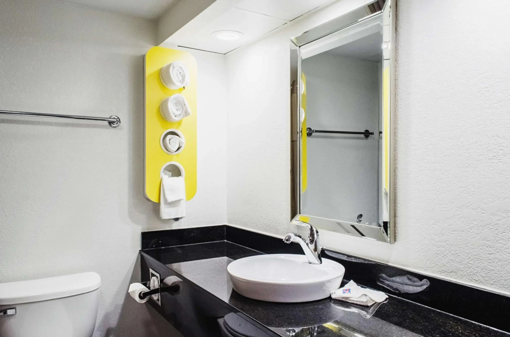 Motel 6 Brockton, MA