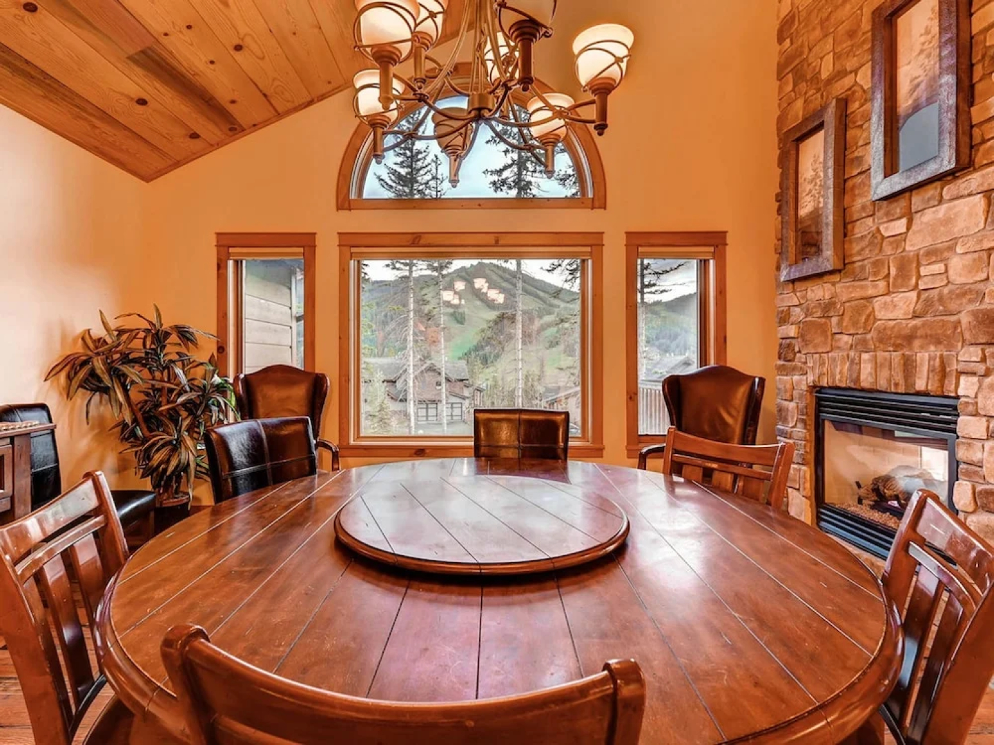 Lakota Dream Catcher Luxury Villa #190 by Winter Park Escapes