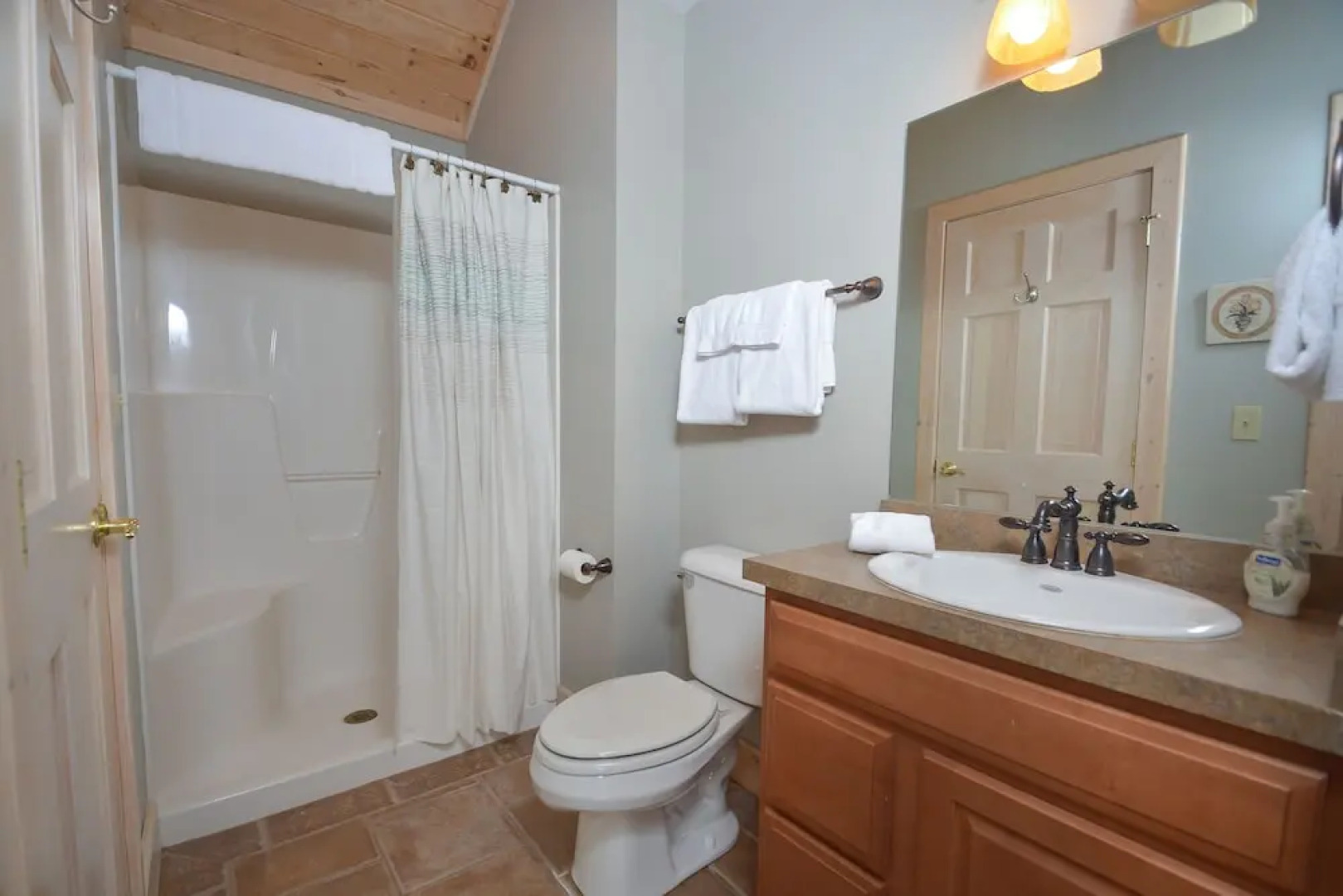 Glass Mountain Lodge 5 Bedroom House