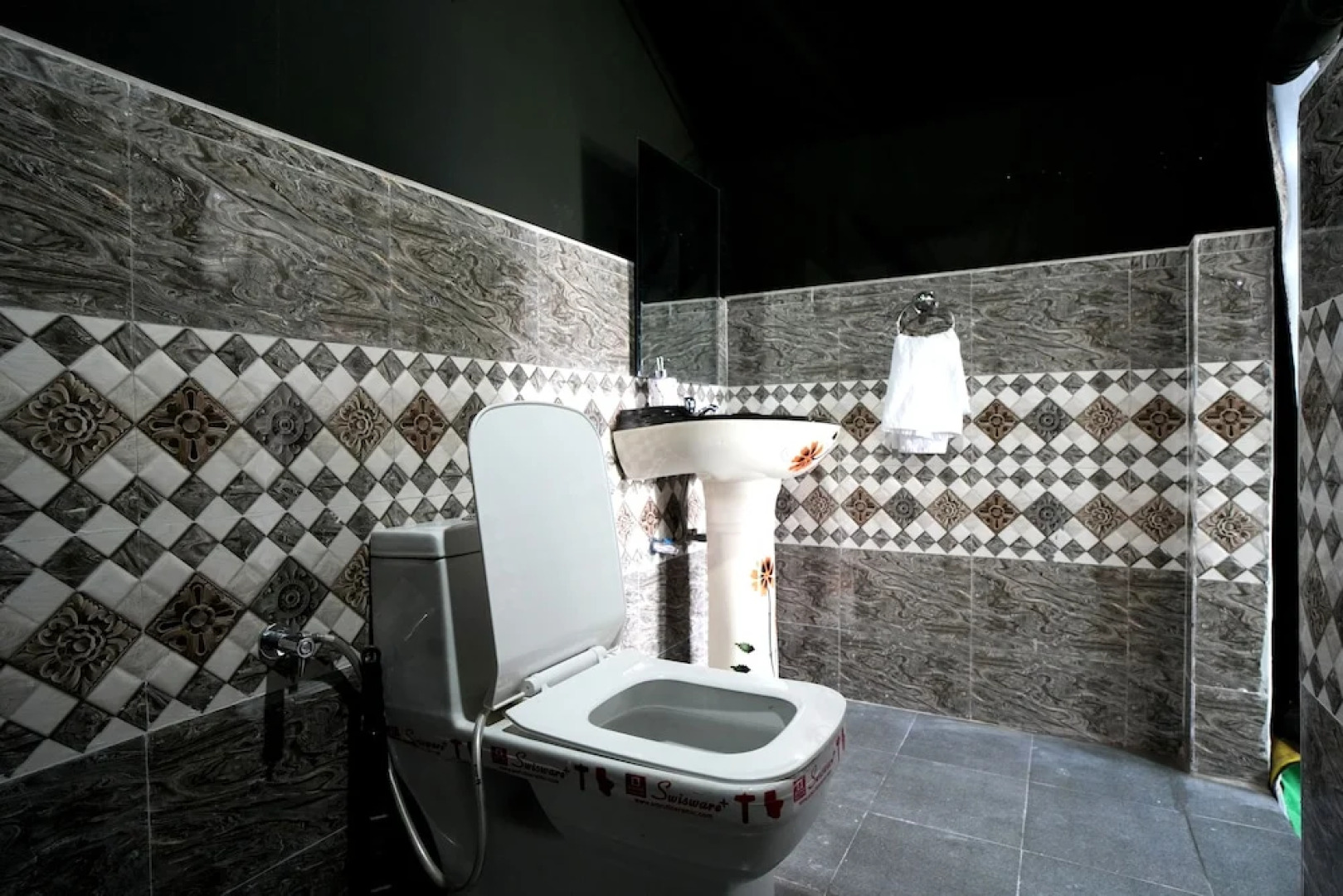 Mystery Hills Resort